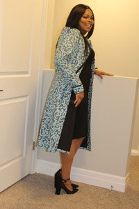 Gorgeous African Print Front Slit Jacket with Pockets and Front Zipper.